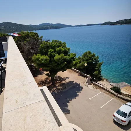 Nina Gostinjska kuća