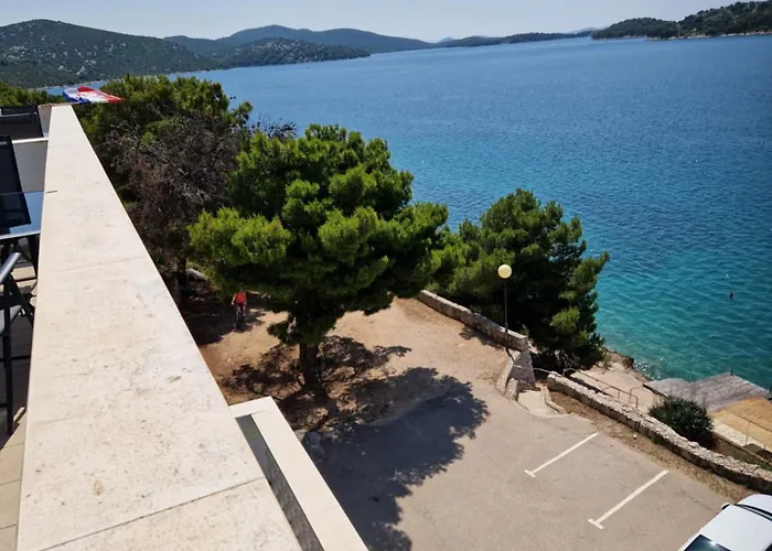 Nina ゲストハウス